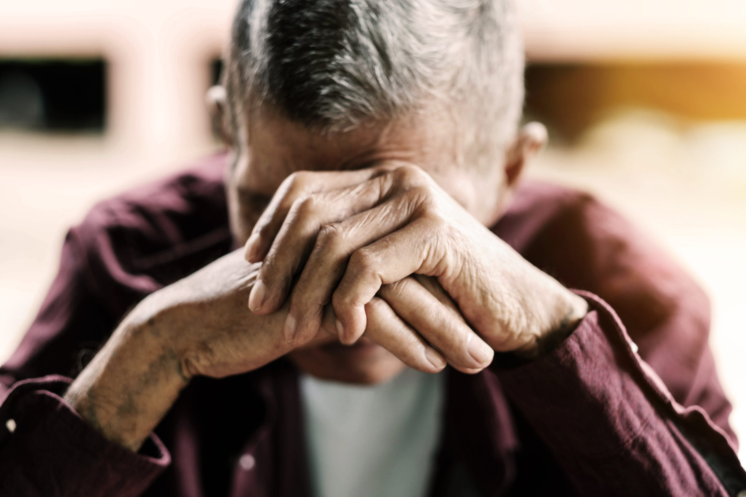 Depression in Seniors: 3 Signs and Symptoms to Watch for